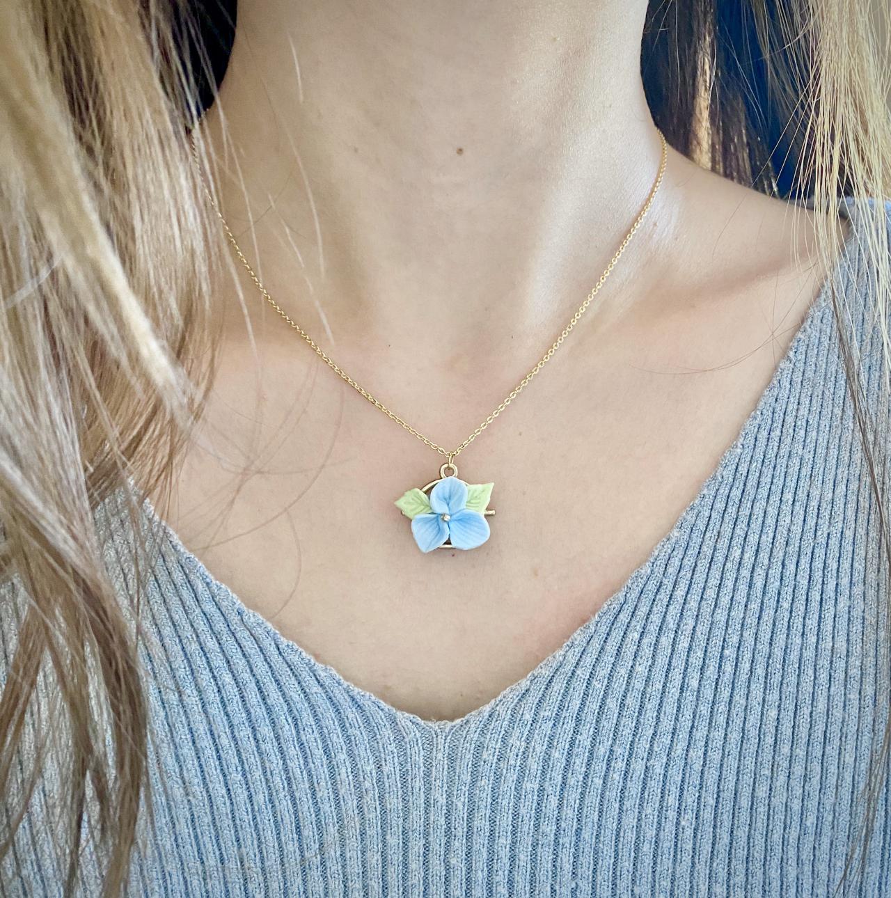 Blue Flower Dainty Necklace / Polymer Clay / 18k Gold Plated